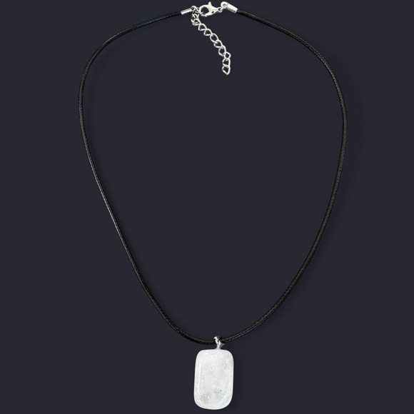 Milky Quartz Stone Pendant Necklace - Picture 1 of 4